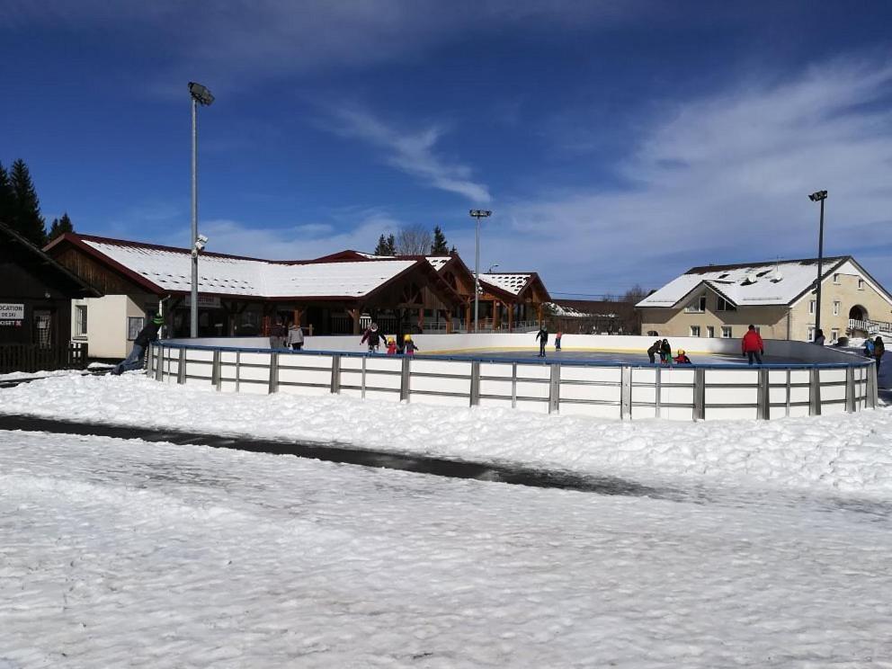 Gite Le P'Tit Chasseral Maîche Buitenkant foto